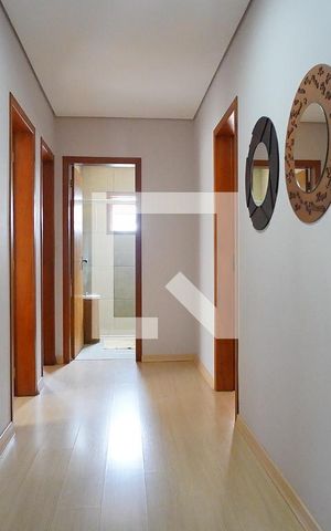 Casa à venda com 350m², 4 quartos e 4 vagasCorredor 