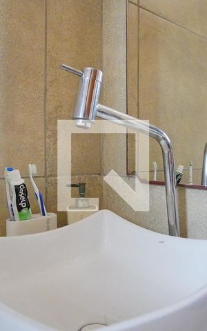 Casa à venda com 350m², 4 quartos e 4 vagasBanheiro 