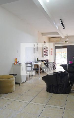 Casa à venda com 350m², 4 quartos e 4 vagasÁrea comum 