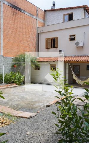 Casa à venda com 350m², 4 quartos e 4 vagasÁrea comum 