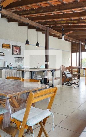 Casa à venda com 350m², 4 quartos e 4 vagasÁrea comum 