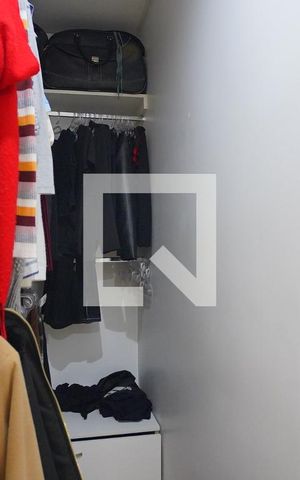 Casa à venda com 350m², 4 quartos e 4 vagasQuarto