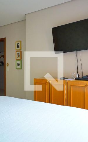 Casa à venda com 350m², 4 quartos e 4 vagasQuarto