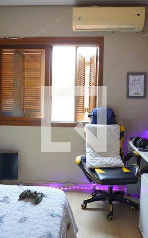 Casa à venda com 350m², 4 quartos e 4 vagasQuarto
