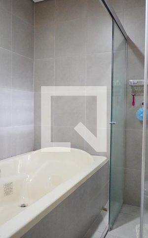 Casa à venda com 350m², 4 quartos e 4 vagasBanheiro Quarto