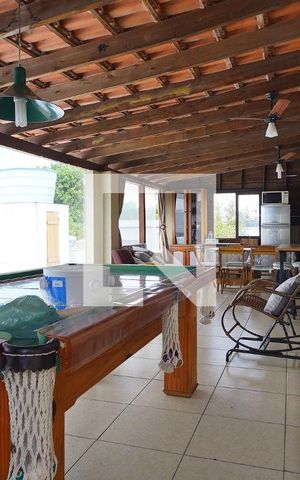Casa à venda com 350m², 4 quartos e 4 vagasÁrea comum 