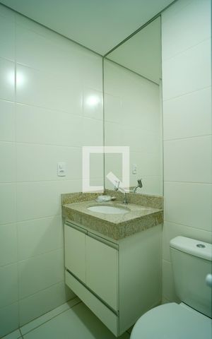 Apartamento para alugar com 70m², 2 quartos e 2 vagasBanheiro