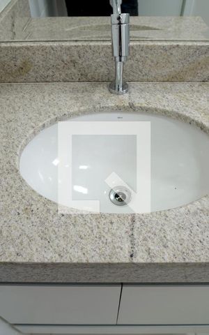 Apartamento para alugar com 70m², 2 quartos e 2 vagasBanheiro da Suíte