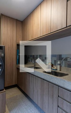 Casa à venda com 208m², 3 quartos e 5 vagas Casa à venda com 208m², 3 quartos e 5 vagasLavanderia