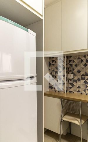 Apartamento para alugar com 90m², 2 quartos e sem vagaCozinha - Geladeira