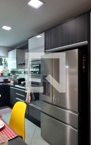 Casa para alugar com 210m², 3 quartos e 2 vagasCozinha