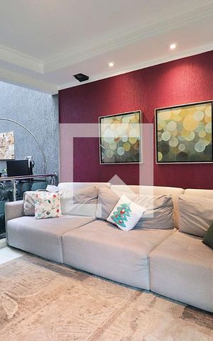Casa para alugar com 210m², 3 quartos e 2 vagasSala