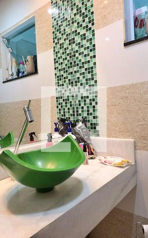 Casa para alugar com 210m², 3 quartos e 2 vagasLavabo