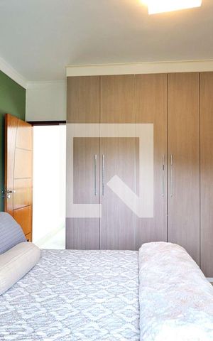 Casa para alugar com 210m², 3 quartos e 2 vagasSuíte 1