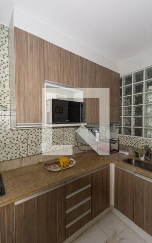 Casa à venda com 142m², 2 quartos e sem vaga Casa à venda com 142m², 2 quartos e sem vagaCozinha