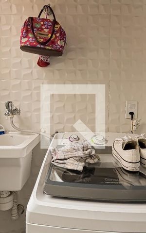 Apartamento à venda com 48m², 2 quartos e 1 vagaCozinha e Área de Serviço
