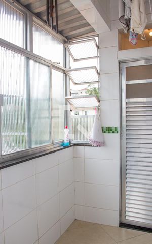 Apartamento à venda com 80m², 2 quartos e 1 vagaÁrea de Serviço