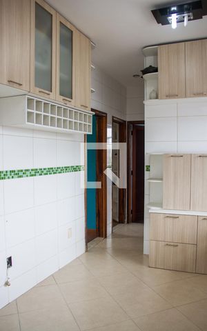 Apartamento à venda com 80m², 2 quartos e 1 vagaCozinha
