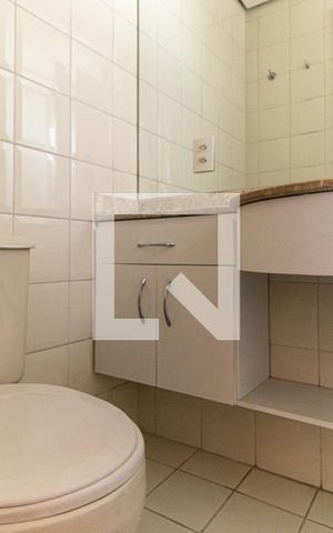 Apartamento para alugar com 62m², 2 quartos e 1 vagaBanheiro Social
