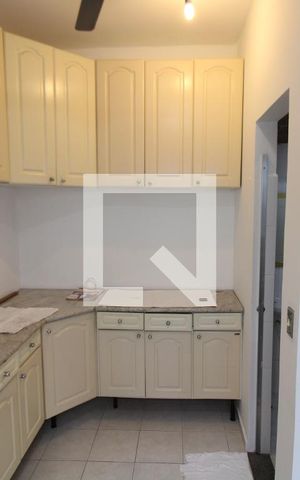Apartamento à venda com 172m², 4 quartos e 2 vagasÁrea de Serviço