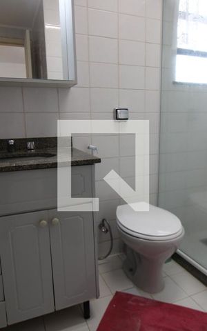 Apartamento à venda com 172m², 4 quartos e 2 vagasBanheiro da Suíte