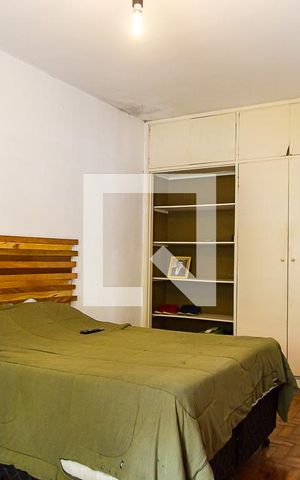 Casa à venda com 270m², 4 quartos e 7 vagasSuíte