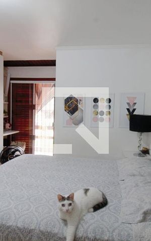 Casa à venda com 180m², 3 quartos e 2 vagasSuíte 2