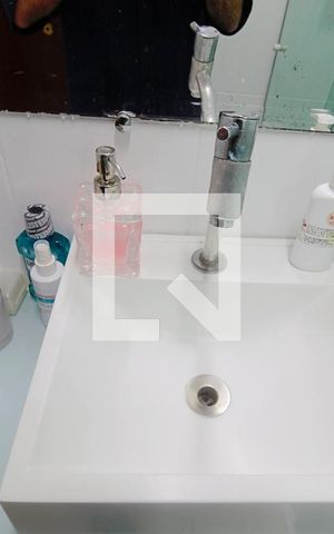 Casa à venda com 180m², 3 quartos e 2 vagasBanheiro da Suíte 1