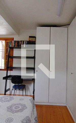 Casa à venda com 180m², 3 quartos e 2 vagasSuíte 3