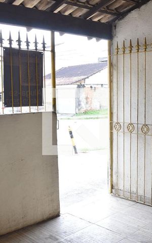 Casa para alugar com 48m², 1 quarto e sem vagaVaranda