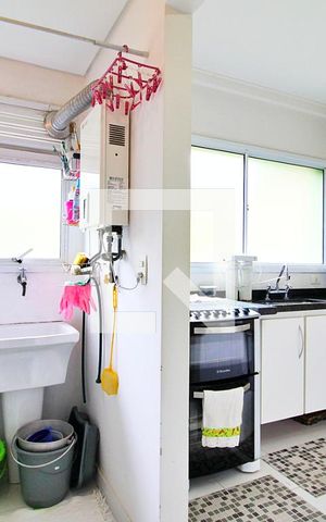 Apartamento à venda com 110m², 3 quartos e 3 vagasCozinha e Área de Serviço