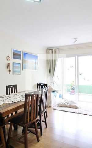 Apartamento à venda com 110m², 3 quartos e 3 vagasSala