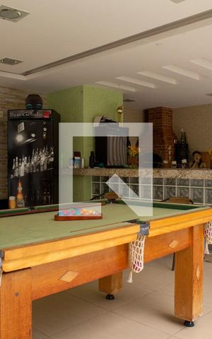 Casa à venda com 648m², 3 quartos e 8 vagas Casa à venda com 648m², 3 quartos e 8 vagasVaranda gourmet
