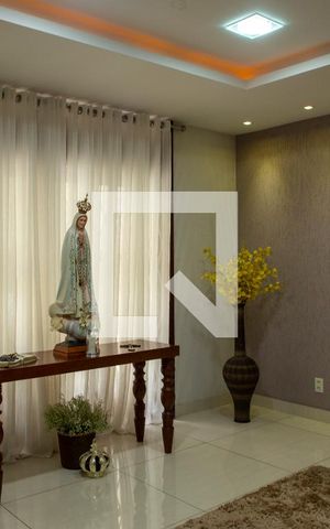 Casa à venda com 648m², 3 quartos e 8 vagas Casa à venda com 648m², 3 quartos e 8 vagasSala 2