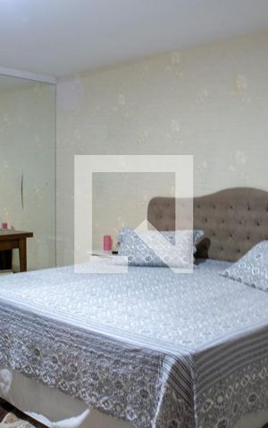 Casa à venda com 648m², 3 quartos e 8 vagas Casa à venda com 648m², 3 quartos e 8 vagasSuíte 2