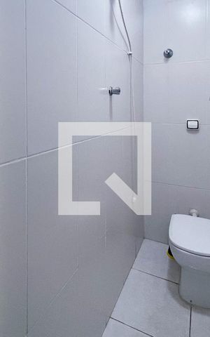 Casa à venda com 342m², 6 quartos e 4 vagasBanheiro de Serviço