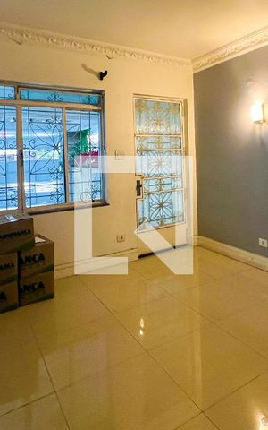 Casa à venda com 342m², 6 quartos e 4 vagasSala