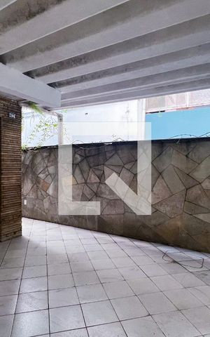 Casa à venda com 342m², 6 quartos e 4 vagasGaragem