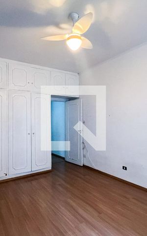 Casa à venda com 342m², 6 quartos e 4 vagasQuarto 2