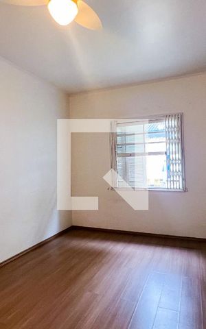 Casa à venda com 342m², 6 quartos e 4 vagasQuarto 2