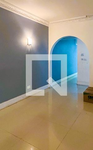 Casa à venda com 342m², 6 quartos e 4 vagasSala