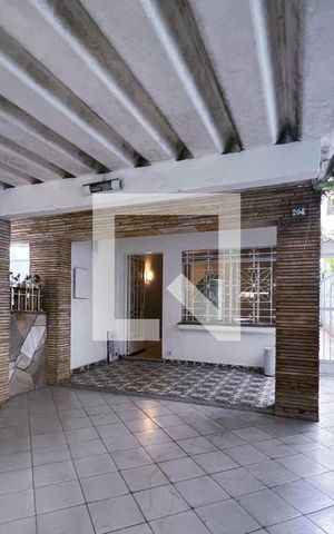 Casa à venda com 342m², 6 quartos e 4 vagasGaragem