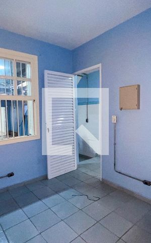Casa à venda com 342m², 6 quartos e 4 vagasQuarto de Serviço