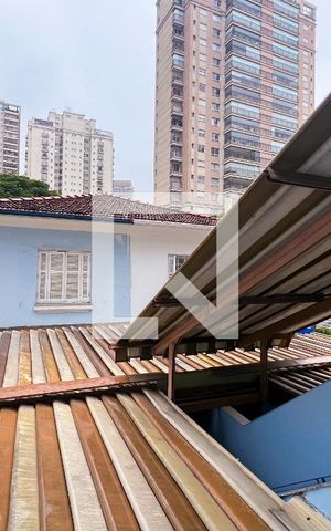 Casa à venda com 342m², 6 quartos e 4 vagasVista