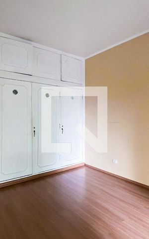 Casa à venda com 342m², 6 quartos e 4 vagasQuarto 1