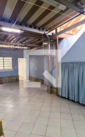 Casa à venda com 342m², 6 quartos e 4 vagasÁrea de Serviço