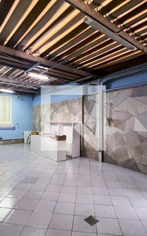 Casa à venda com 342m², 6 quartos e 4 vagasÁrea de Serviço