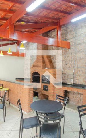 Apartamento à venda com 45m², 2 quartos e 1 vaga Apartamento à venda com 45m², 2 quartos e 1 vagaÁrea de Comum - Churrasqueira