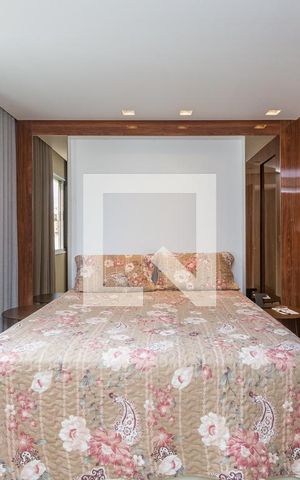 Apartamento à venda com 115m², 4 quartos e 2 vagas Apartamento à venda com 115m², 4 quartos e 2 vagasSuíte