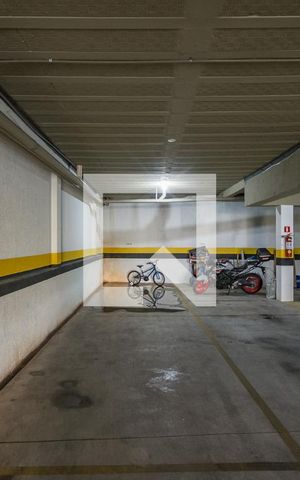Apartamento à venda com 115m², 4 quartos e 2 vagas Apartamento à venda com 115m², 4 quartos e 2 vagasGaragem